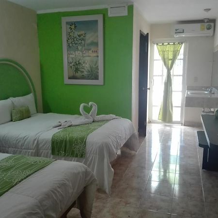 Hotel Hc Internacional Cancún Buitenkant foto