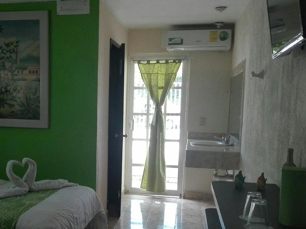 Hotel Hc Internacional Cancún Buitenkant foto
